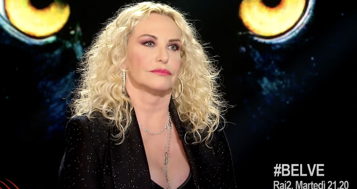 Antonella Clerici su Barbara d’Urso: “Mi ferì moltissimo, ecco cosa mi ha fatto” article-post