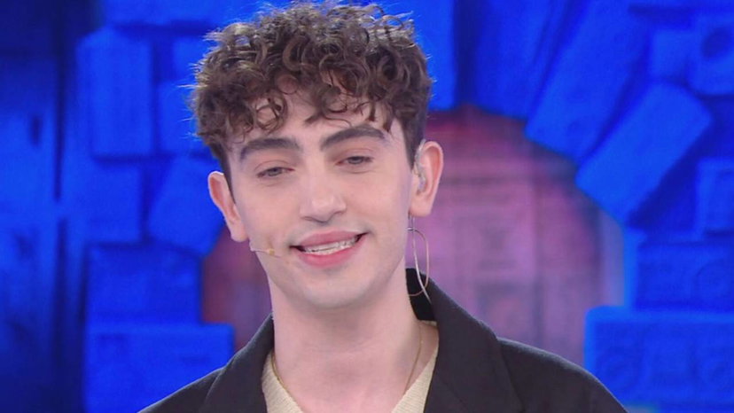 Bravi parla del suo compagno e dell’idea di avere un figlio: “Adozione o maternità surrogata” preview