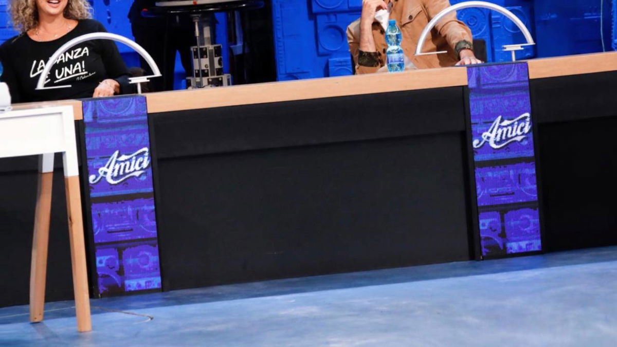 Ex protagonista di Amici si candida per fare il professore article-post