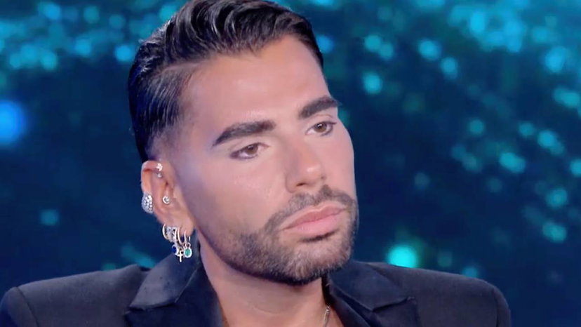 Federico Lauri, offese omofobe da una persona conosciuta: “Denunciata” preview