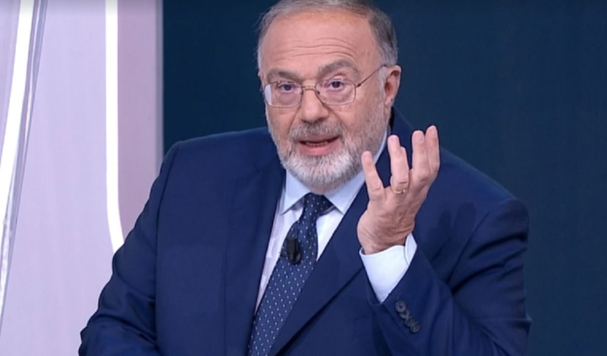 TvTalk, Bernardini lascia la conduzione: chi al suo posto article-post