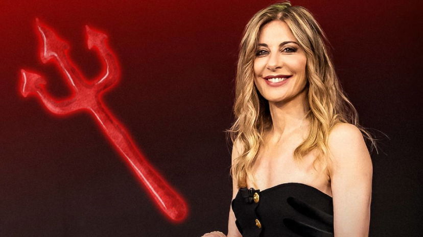 Musicista attacca la Fagnani: “Blasfema, la belva che hai dentro è Satana” article-post