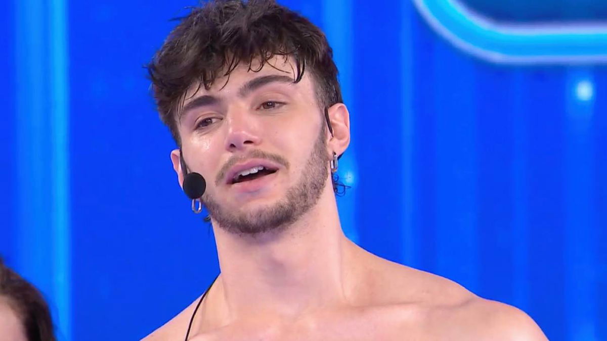 Nicholas dopo l’eliminazione ad Amici: “C’eri quando avevo bisogno” article-post