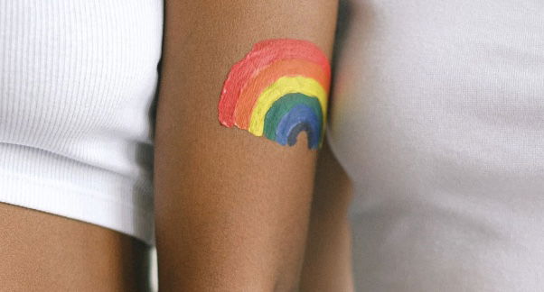 Pisa: ragazza trans fa coming out al lavoro e viene licenziata article-post