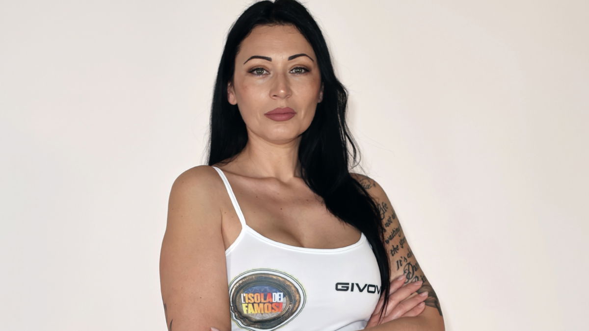 Tonia Romano ritirata prima di iniziare L’Isola dei Famosi: “Ecco perché l’ho fatto, adesso parlo io” article-post