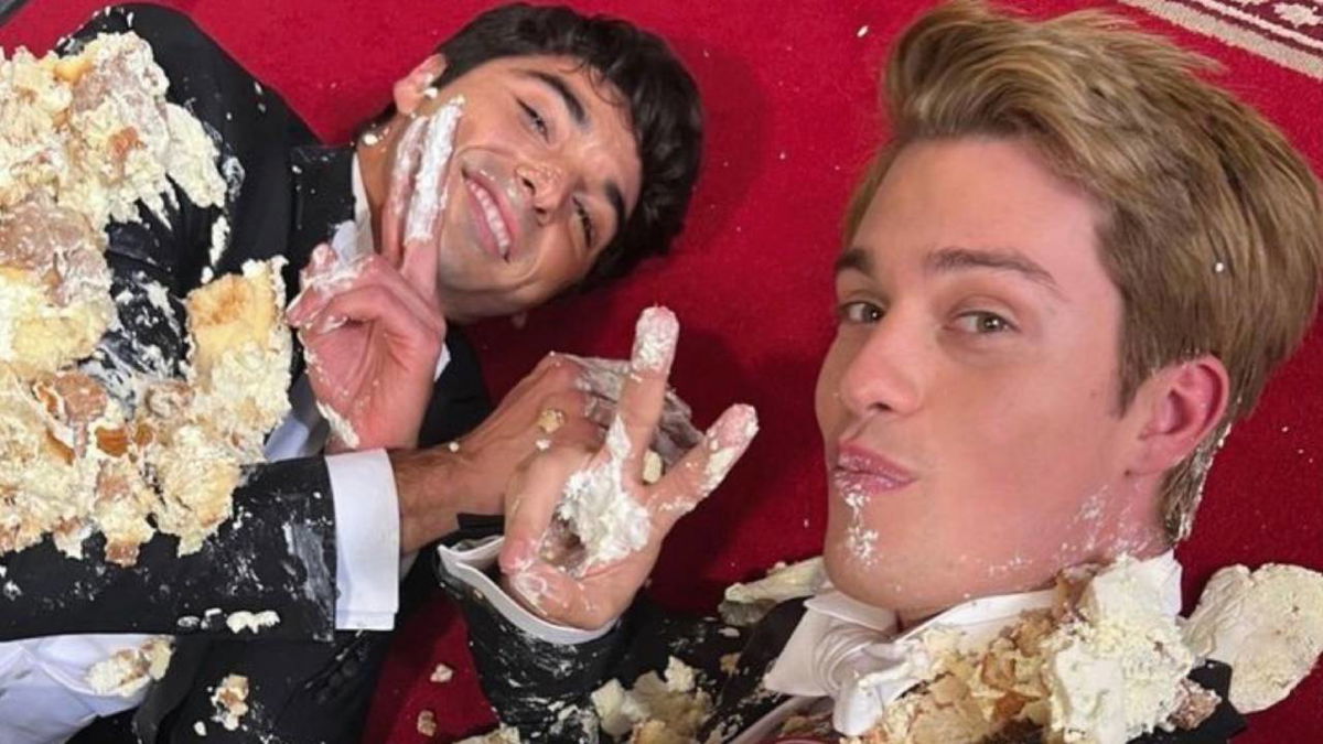 Nicholas Galitzine parla del suo orientamento e torna con Rosso, Bianco e Sangue Blu 2 article-post
