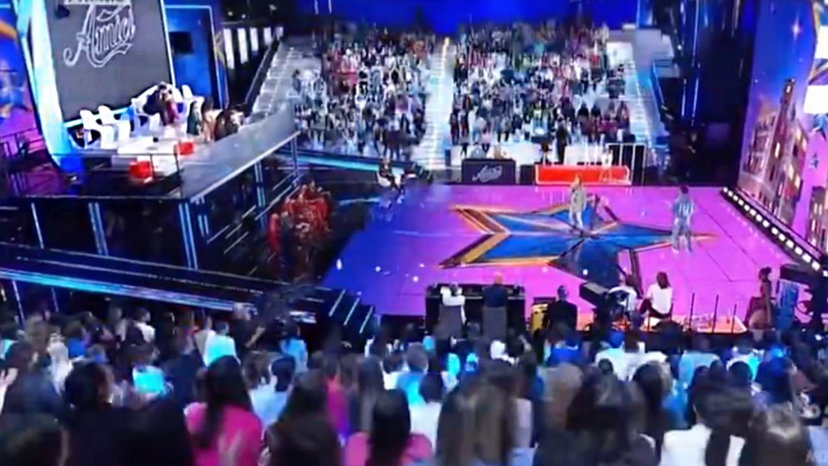 Ritorno inaspettato di Amici sabato sera su Canale 5: “L’Album di Amici” – cosa vedremo preview