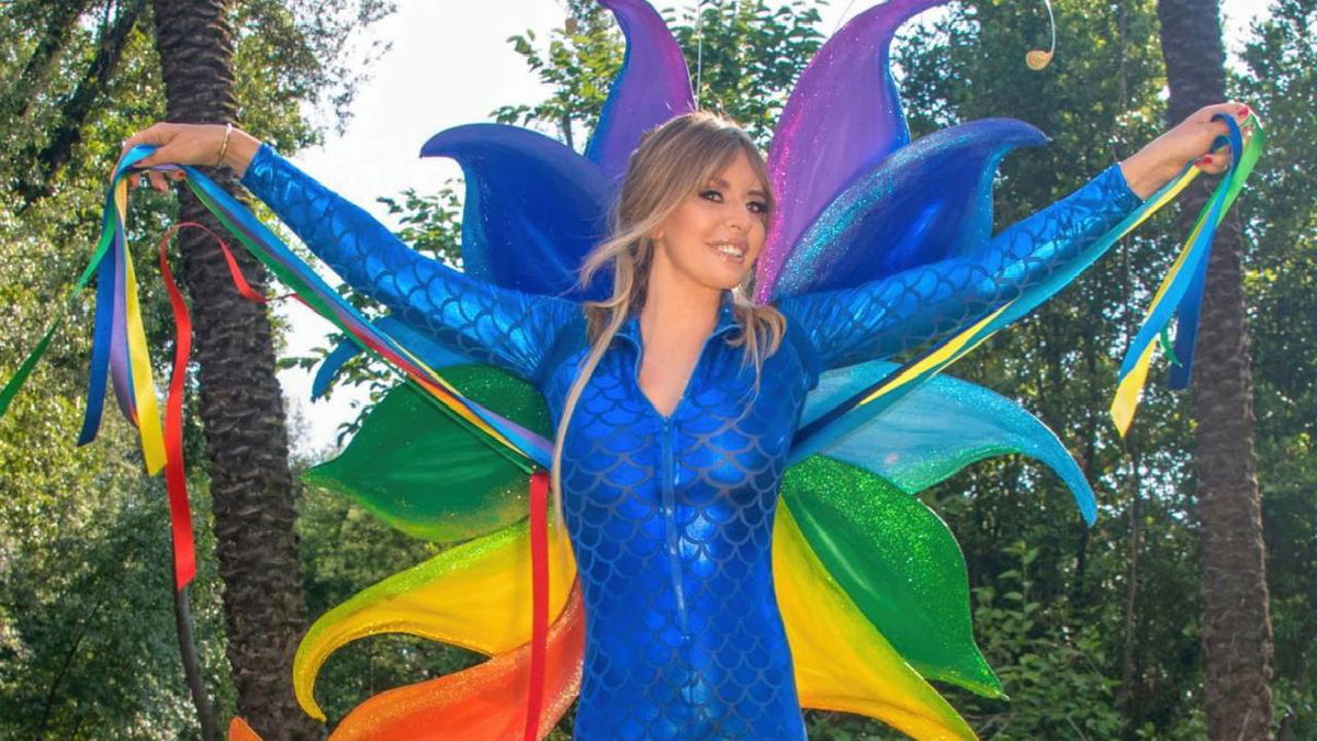 Alessandra Mussolini celebra il Pride e attacca gli omofobi article-post