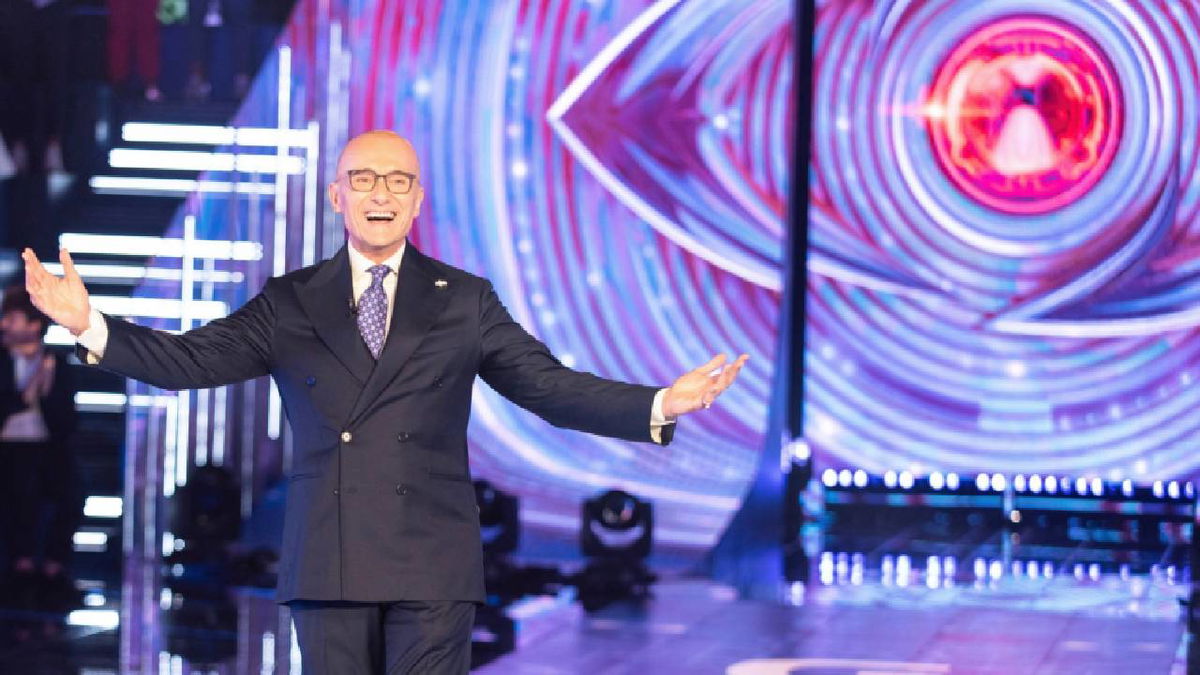 Attrice dei cinepanettoni verso il Grande Fratello: “Entra a settembre” article-post