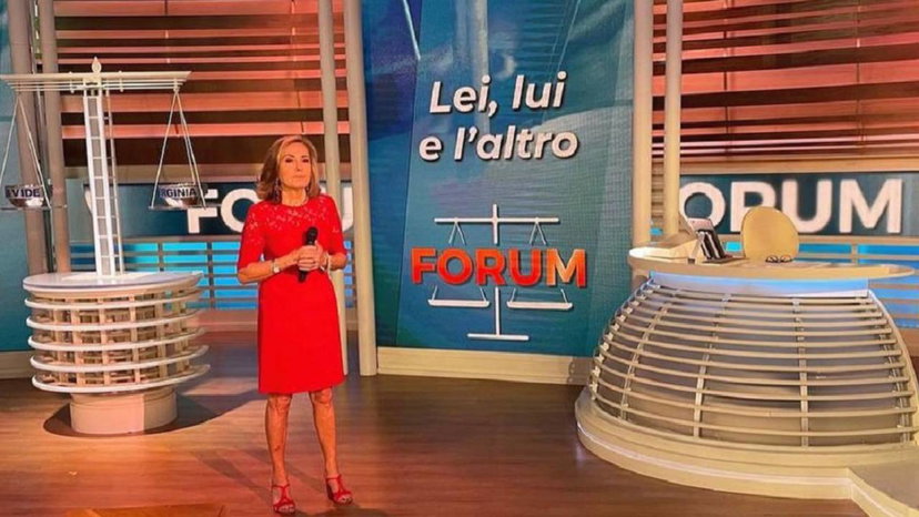 Forum, arriva un personaggio famosissimo nel cast fisso preview