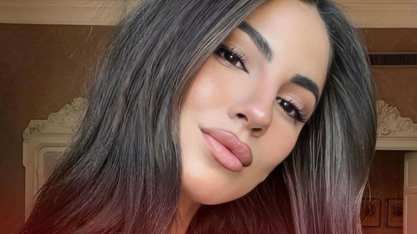 Giulia De Lellis è incinta preview