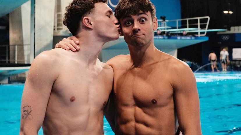 Tom Daley vince una medaglia alle Olimpiadi, la reazione del marito a Parigi con i figli article-post