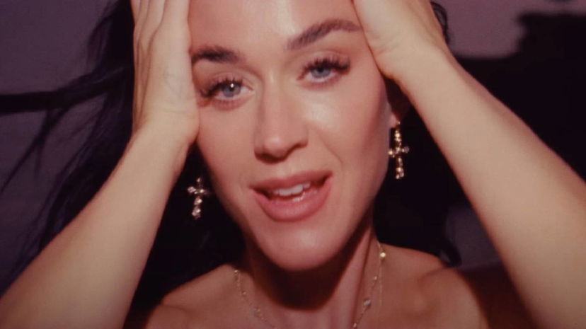 Cosa c’è dietro al flop del ritorno di Katy Perry: parla un esperto article-post