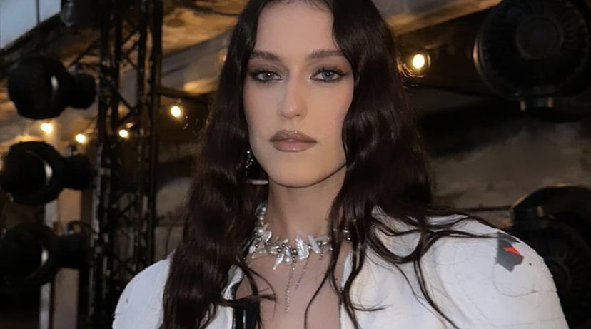 Gaia fa coming out e cita “il dito” di Tony Effe preview