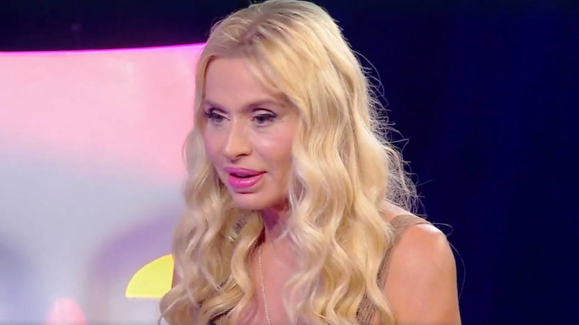 Valeria Marini e l’amore con un cantante molto famoso: “Energia stellare” article-post