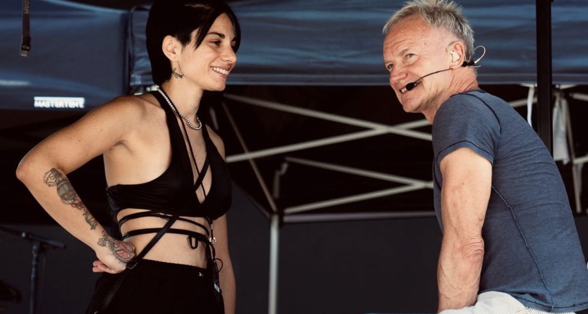 Giordana Angi continua a ricordarci di essere in tour con Sting article-post