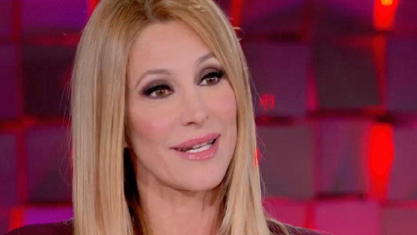 Adriana Volpe svela chi è il suo compagno: “Amore nato in televisione” preview