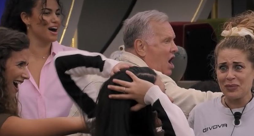 Garrison entra a sorpresa al Grande Fratello con Martina di Amici preview