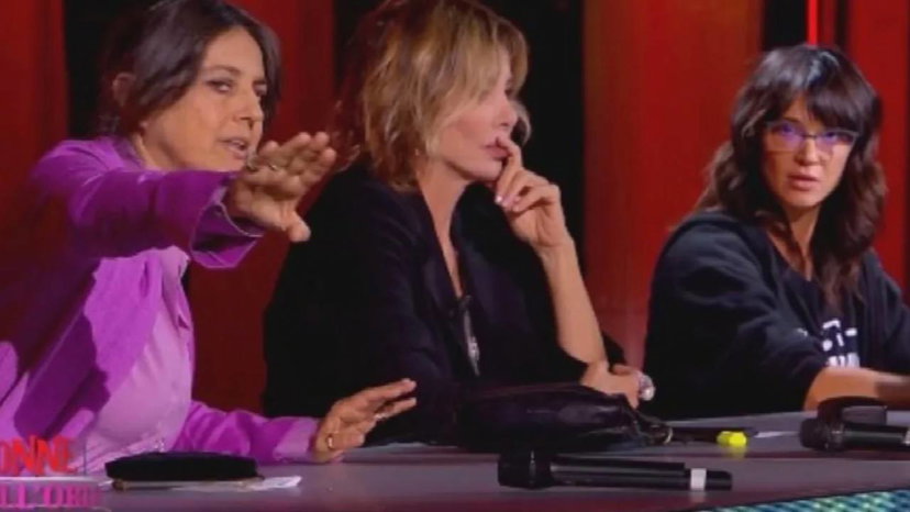 Rosita Celentano e Asia Argento litigano, il fuorionda e lo sfogo social preview