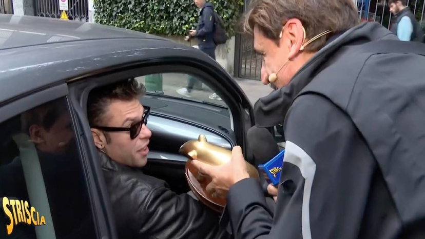 Valerio Staffelli punge e fa arrabbiare Fedez: “Adesso ti querelo” preview