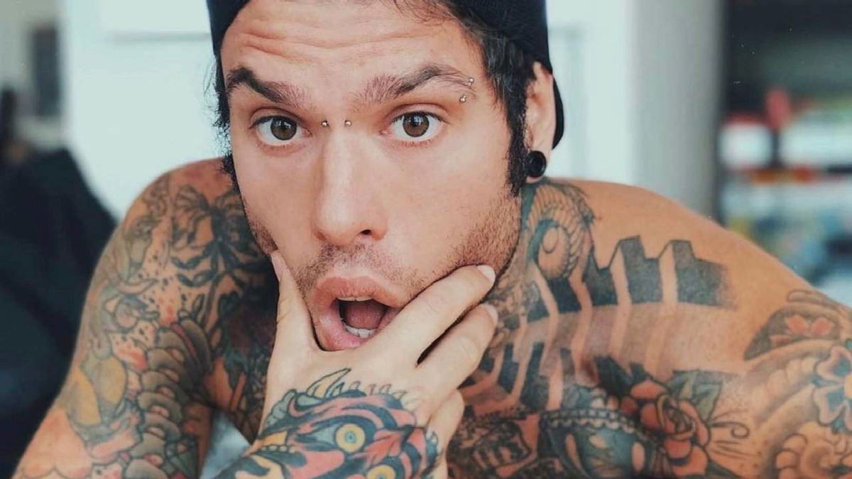 Vittoria, ecco chi è la nuova fidanzata di Fedez: “Fidanzamento in famiglia” article-post