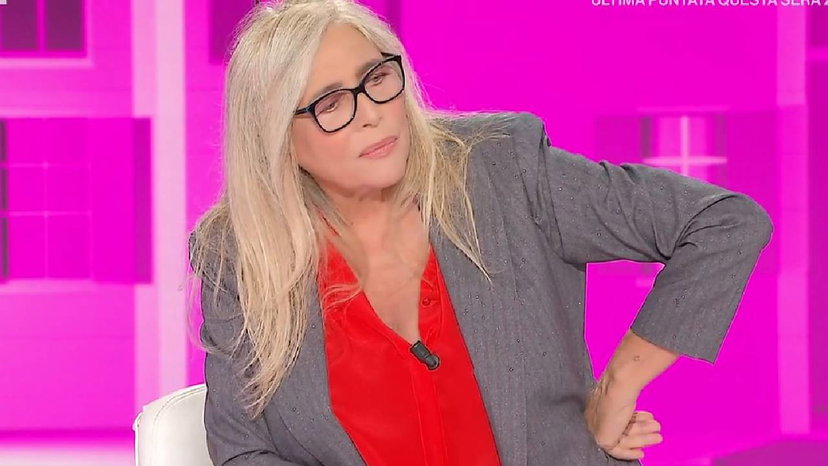 Replica di Mara Venier alle accuse di una collega: “Io insopportabile?” preview