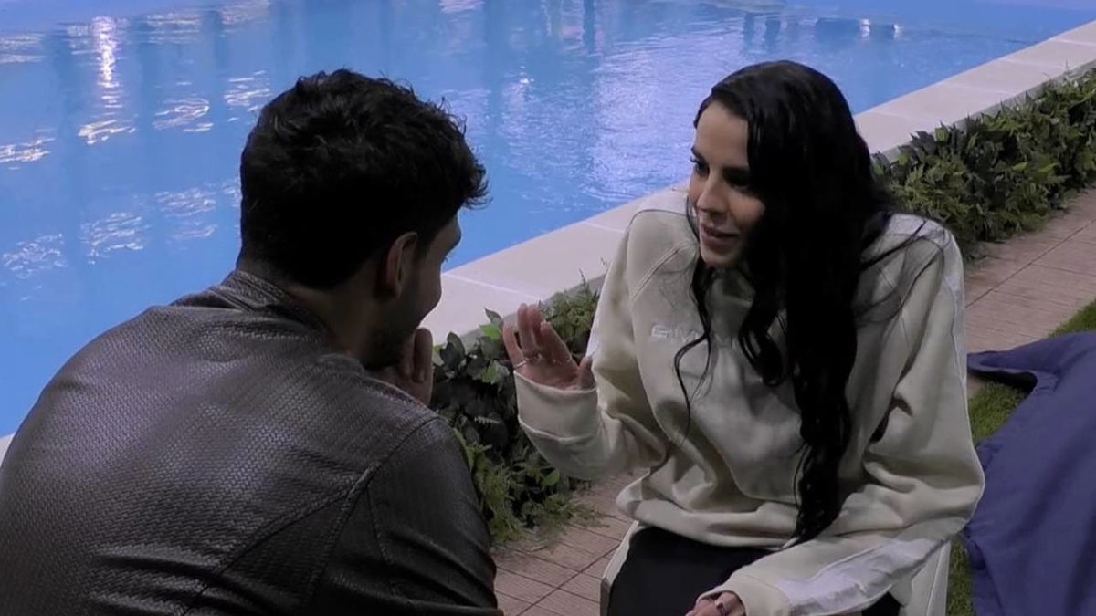 Shaila Gatta e Javier Martinez: il confronto nella notte dopo la puntata article-post