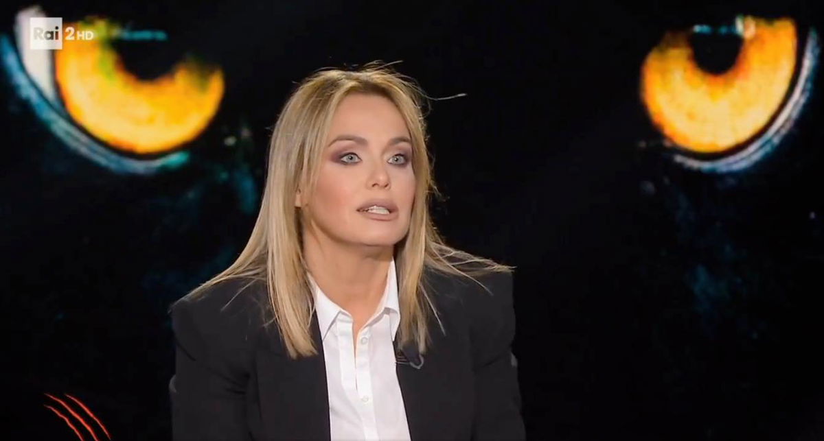 Sonia Bruganelli e Marco Salvati, lo scontro finisce in Tribunale? “Ci penseranno i miei legali” article-post