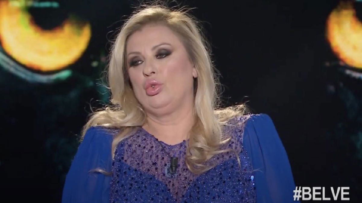 Tina Cipollari a Belve, l’anteprima dell’intervista: “Quasi tutti mi amano non sono trash” article-post