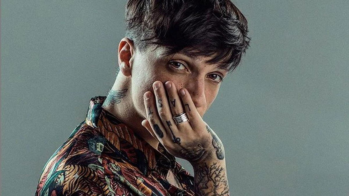 Ultimo, quanto guadagna con la sua società: “Il doppio di Fedez” article-post