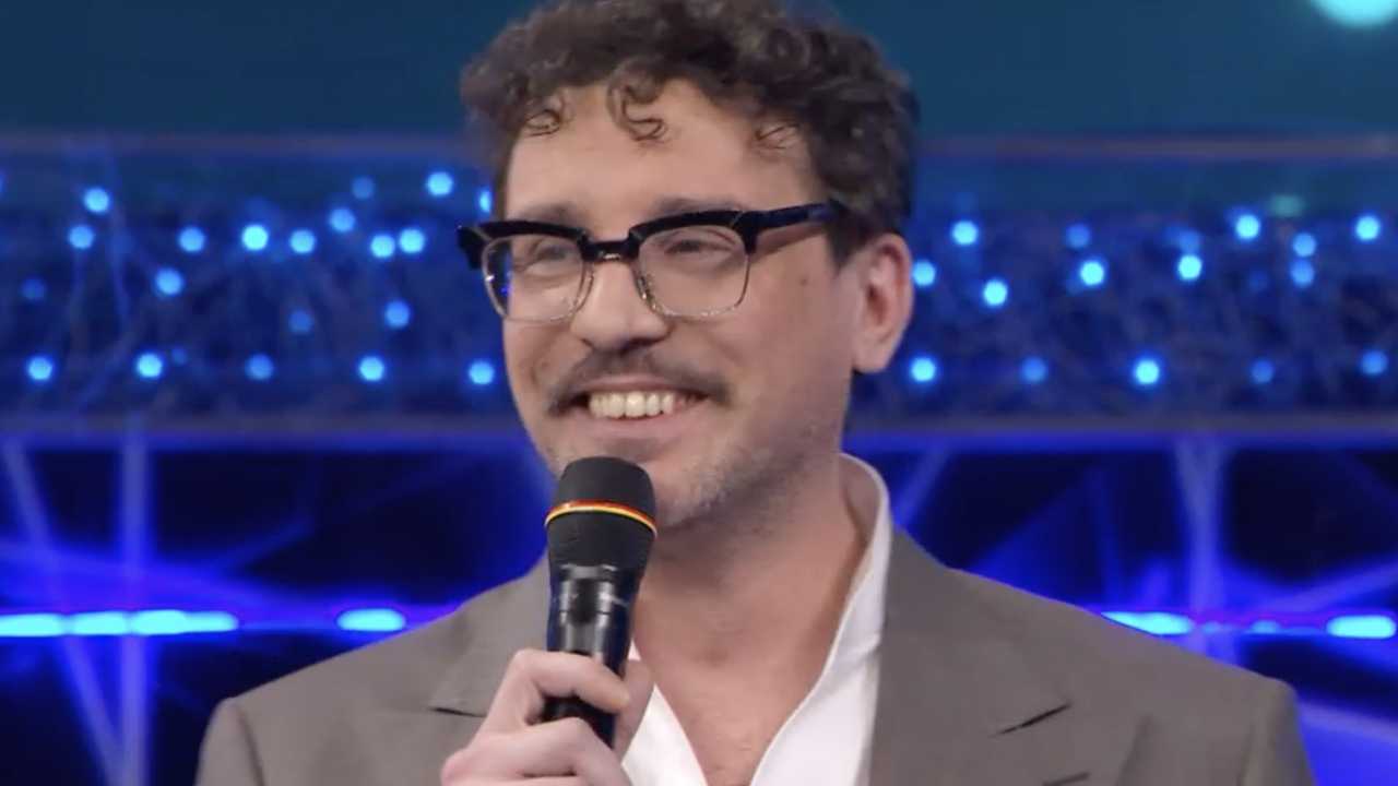 Willie Peyote cita i Jalisse in Grazie Ma No Grazie per Sanremo 2025