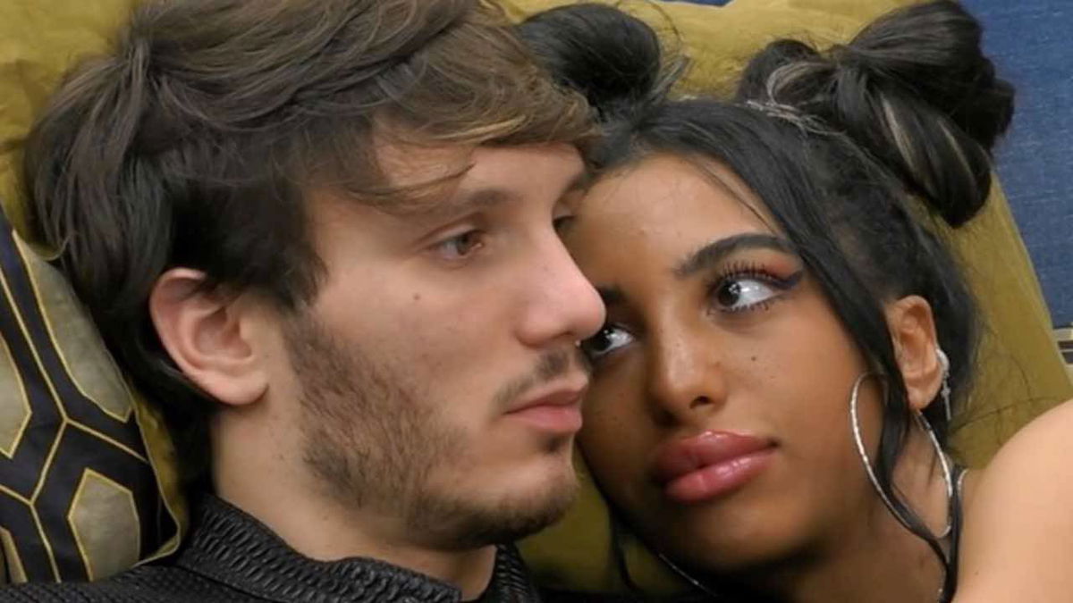 Bortuzzo, stralci della denuncia contro Lulù: “Si è finta mia moglie, mi perseguita”, l’amico conferma: “Era con sua sorella” article-post