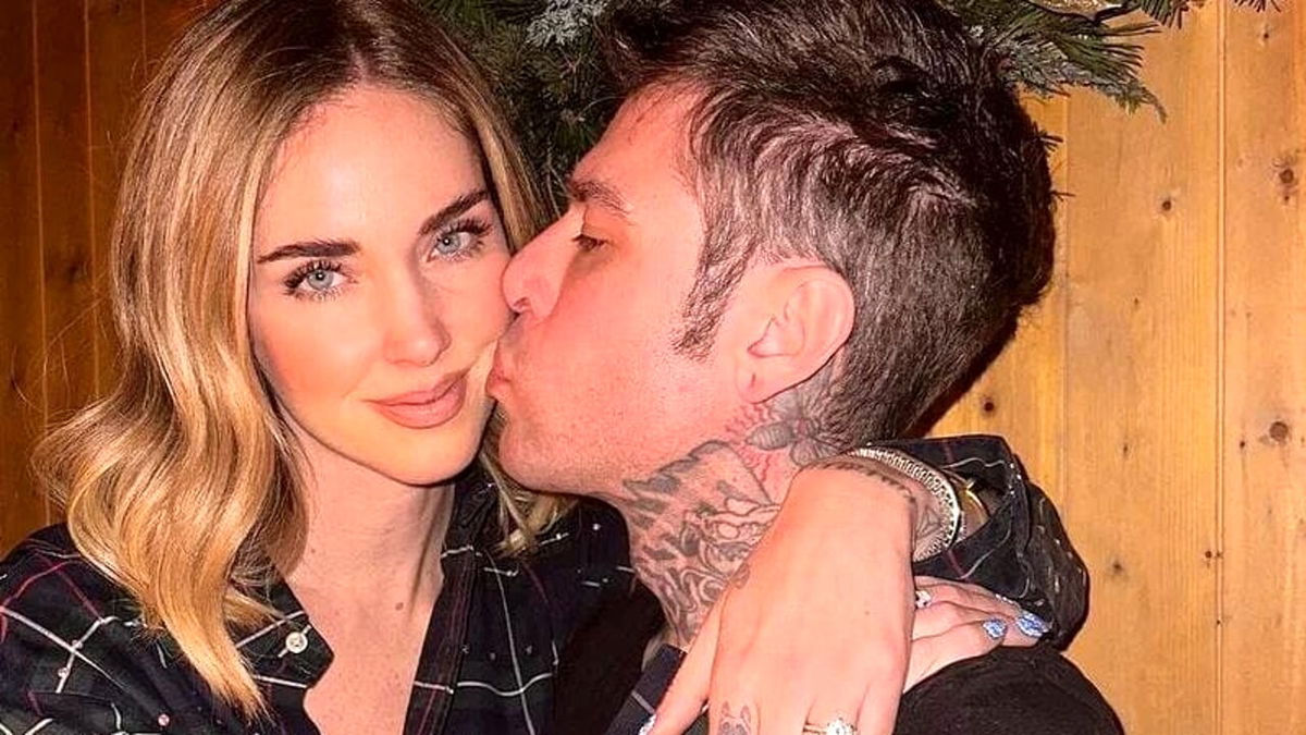 Chiara e Fedez, quanti followers hanno perso a un anno dal Pandoro-Gate article-post