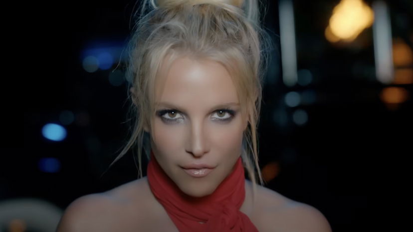 Britney Spears, attacco di un collega: “Ha massacrato la canzone” preview