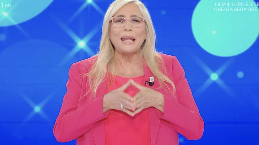 Mara Venier a Domenica In tira una frecciatina a Verissimo di Silvia Toffanin preview