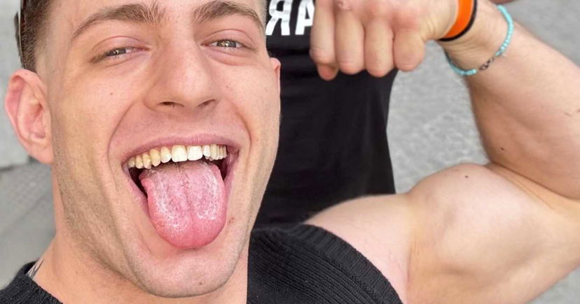 Drago di Italia Shore chiede scusa e parla di Nikita: “Avvicinarmi a lei mi è servito” preview