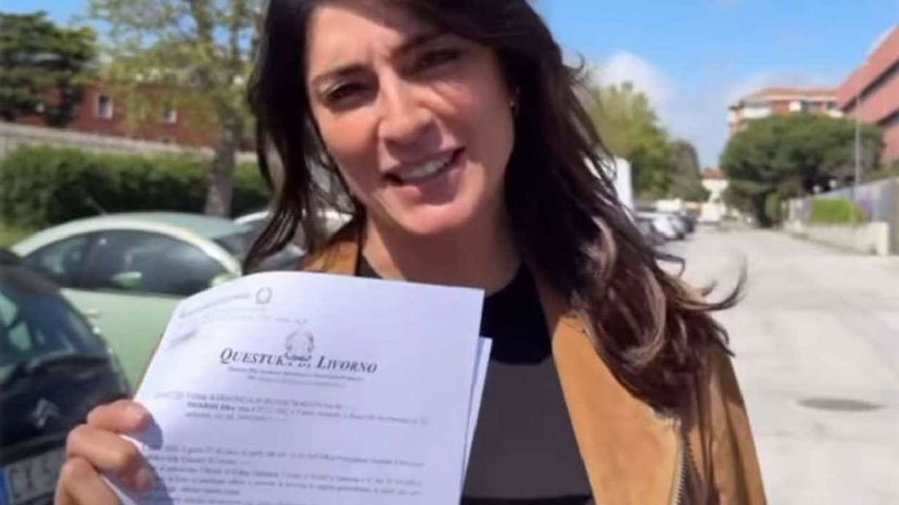 Elisa Isoardi derubata durante una registrazione di Linea Verde preview