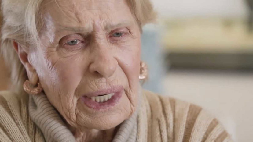 La mamma di Valeria Marini: “Ecco perché non le parlerò mai più” preview