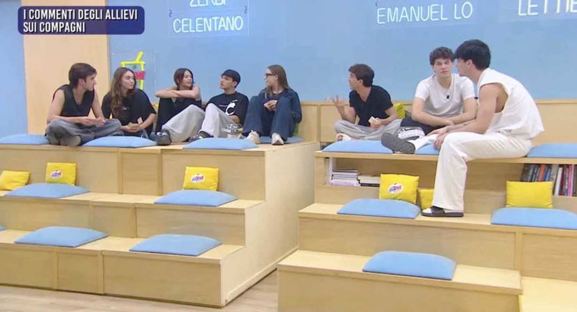 Amici 24, giro di schiaffi fra i concorrenti: Daniele ne esce K.O. preview