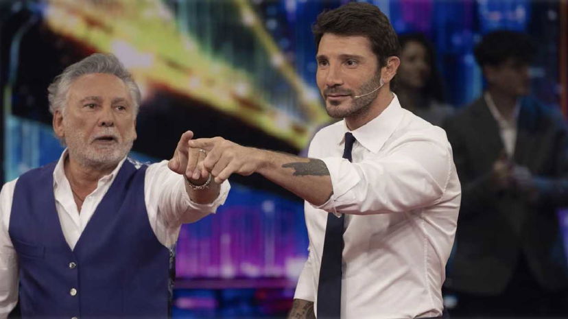 Stasera Tutto è Possibile: i quattro comici che abbandonano con l’addio di Stefano De Martino preview