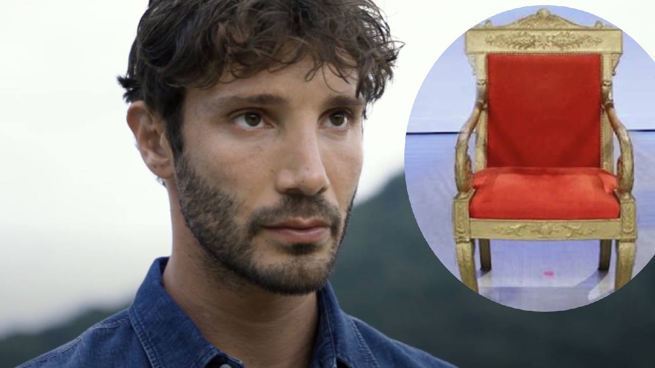 Stefano De Martino paparazzato in compagnia di un’ex tronista