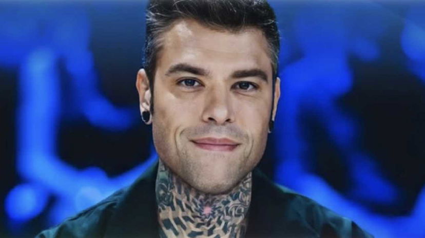 Fedez ospite del congresso di Forza Italia: ecco perché preview