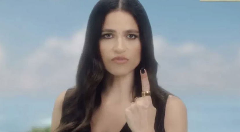 I promo de L’Isola con Veronica avrebbero suscitato imbarazzo in azienda preview