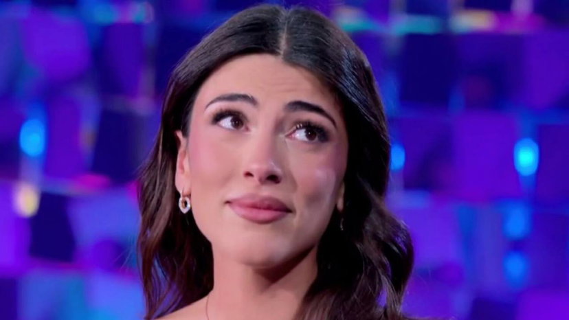 Giulia Salemi critica un vip: “Fastidioso, mi ha trattata male” preview