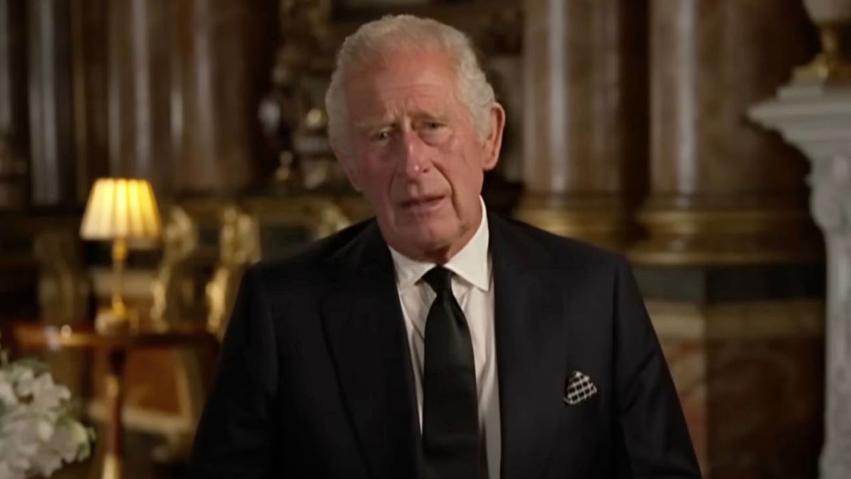 Re Carlo, “il suo cancro è incurabile, William e Kate si stanno preparando” article-post