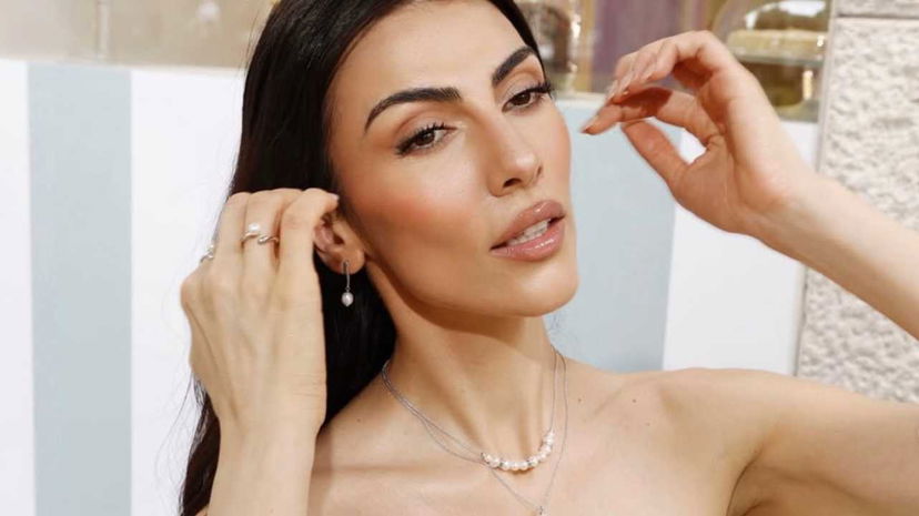 Giulia Salemi preoccupata per la sua famiglia in Iran: preview