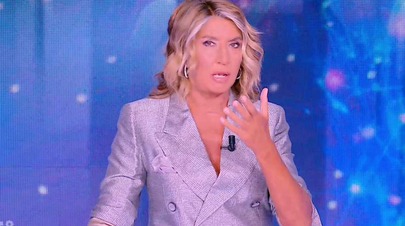 Pomeriggio 5, chi sono le tre conduttrici in lizza per prendere il posto di Myrta Merlino