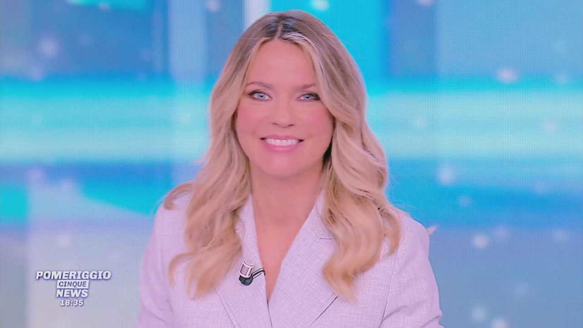 Pomeriggio Cinque News chiude in anticipo, flop per Alessandra Viero preview