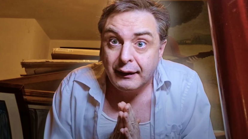 Andrea Diprè disperato: “Aiutatemi, ho bisogno di soldi per entrare in comunità” preview