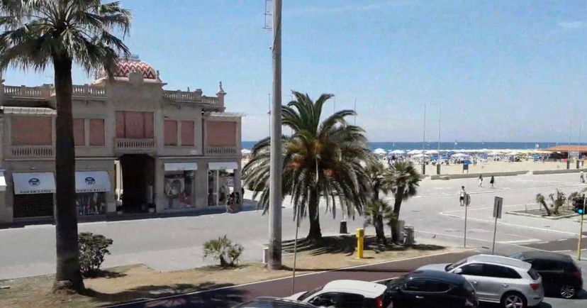 Il Festival di Sanremo 2027 potrebbe trasferirsi a Viareggio: la risposta del Comune preview